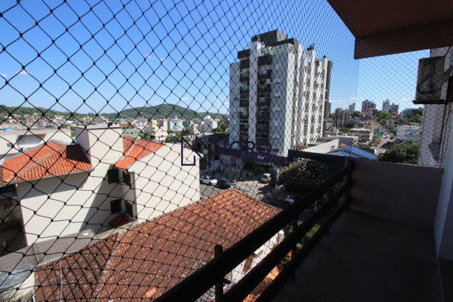 Apartamento com 3 Quartos à Venda, 120 m² em Centro - Santa Maria