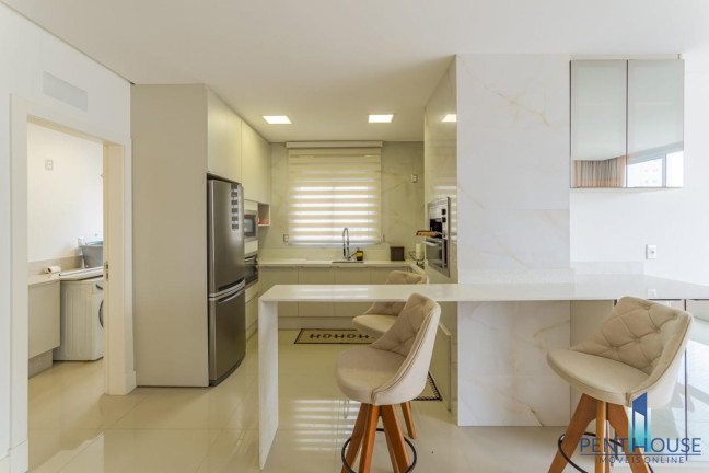 Apartamento com 3 Quartos à Venda, 128 m² em Centro - Balneário Camboriú