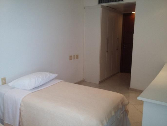 Imagem Flat com 2 Quartos para Alugar, 100 m² em Barra Da Tijuca - Rio De Janeiro