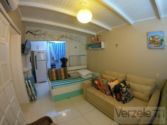 Imagem Apartamento com 3 Quartos para Temporada, 130 m² em Centro - Balneário Camboriú Imagem Apartamento com 3 Quartos para Temporada, 130 m² em Centro - Balneário Camboriú
