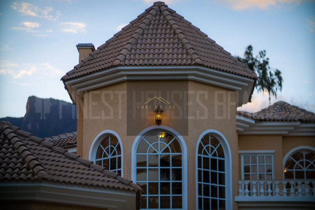 Imagem Casa com 6 Quartos à Venda, 600 m² em Praia Dura - Ubatuba Imagem Casa com 6 Quartos à Venda, 600 m² em Praia Dura - Ubatuba