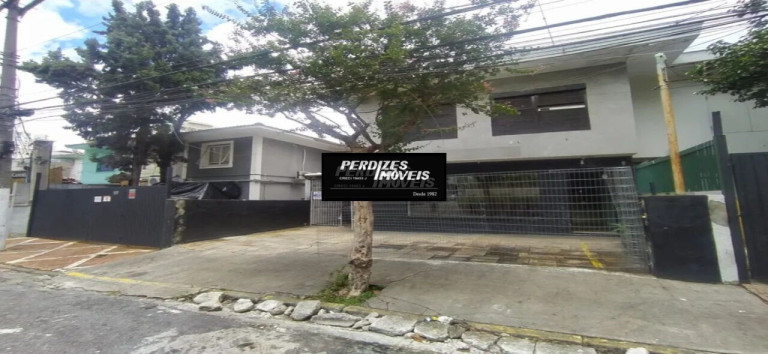 Imagem Casa com 3 Quartos à Venda, 250 m² em Itaim Bibi - São Paulo