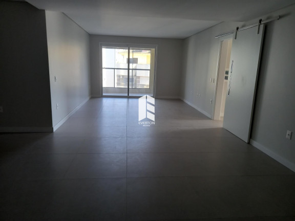 Imagem Apartamento com 3 Quartos à Venda, 170 m² em Nossa Senhora De Lourdes - Santa Maria Imagem Apartamento com 3 Quartos à Venda, 170 m² em Nossa Senhora De Lourdes - Santa Maria