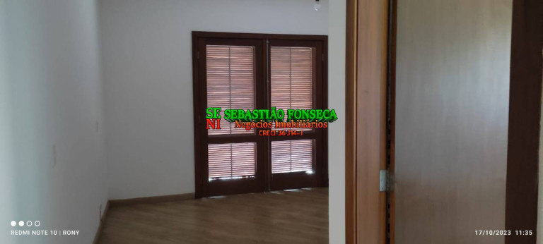 Imagem Casa de Condomínio à Venda, 1.000 m² em Centro - Paraibuna