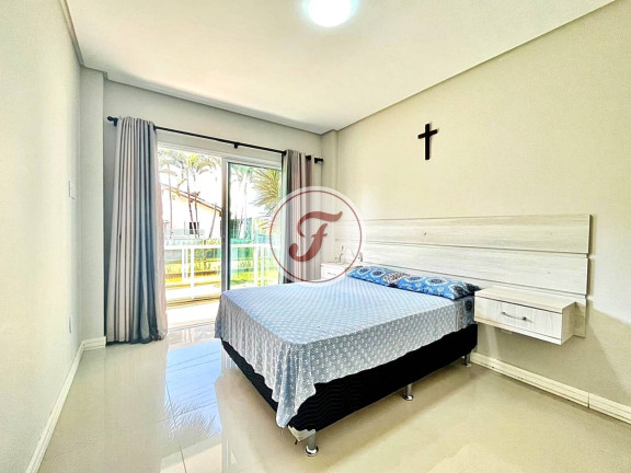 Imagem Apartamento com 3 Quartos para Temporada, em Mariscal - Bombinhas Imagem Apartamento com 3 Quartos para Temporada, em Mariscal - Bombinhas