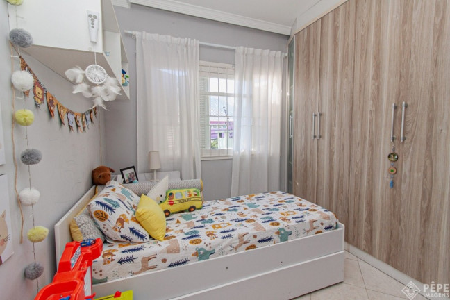 Imagem Imóvel com 3 Quartos à Venda, em Guarujá - Porto Alegre Imagem Imóvel com 3 Quartos à Venda, em Guarujá - Porto Alegre
