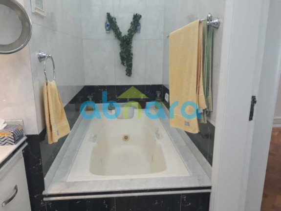 Imagem Apartamento com 5 Quartos à Venda, 280 m² em Copacabana - Rio De Janeiro Imagem Apartamento com 5 Quartos à Venda, 280 m² em Copacabana - Rio De Janeiro