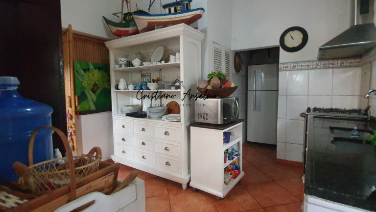 Imagem Casa com 3 Quartos à Venda, 250 m² em Ilhabela Imagem Casa com 3 Quartos à Venda, 250 m² em Ilhabela