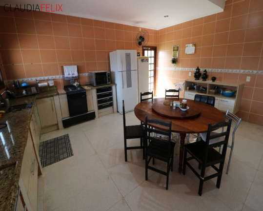 Imagem Casa com 4 Quartos à Venda, 392 m² em Canto Do Forte - Praia Grande Imagem Casa com 4 Quartos à Venda, 392 m² em Canto Do Forte - Praia Grande