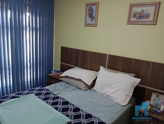 Imagem Casa com 3 Quartos à Venda, 240 m² em Cara Cara - Ponta Grossa