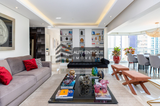 Imagem Apartamento com 3 Quartos à Venda, 187 m² em Moema - São Paulo