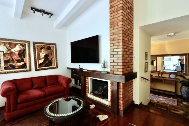 Imagem Casa com 3 Quartos à Venda, 459 m² em Cristal - Porto Alegre