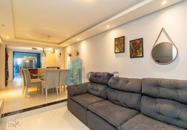 Imagem Casa com 3 Quartos à Venda, 130 m² em Jardim Das Américas - Curitiba Imagem Casa com 3 Quartos à Venda, 130 m² em Jardim Das Américas - Curitiba
