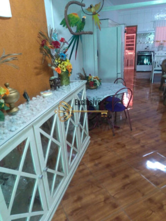 Imagem Casa com 3 Quartos à Venda, 204 m² em Vila Pires - Santo André Imagem Casa com 3 Quartos à Venda, 204 m² em Vila Pires - Santo André