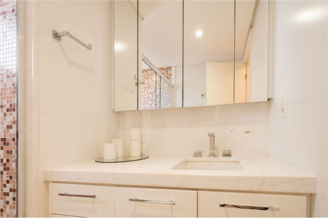 Imagem Apartamento com 3 Quartos à Venda, 239 m² em Cidade Monções - São Paulo Imagem Apartamento com 3 Quartos à Venda, 239 m² em Cidade Monções - São Paulo