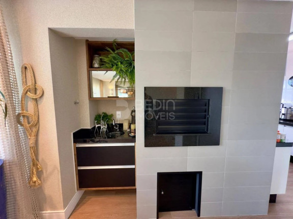 Imagem Apartamento com 3 Quartos à Venda, 121 m² em Centro - Balneário Camboriú Imagem Apartamento com 3 Quartos à Venda, 121 m² em Centro - Balneário Camboriú