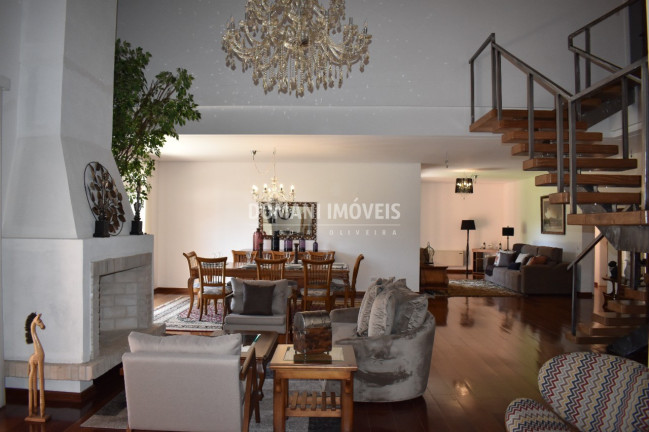 Imagem Imóvel com 4 Quartos à Venda, 492 m² em Região De Capivari - Campos Do Jordão Imagem Imóvel com 4 Quartos à Venda, 492 m² em Região De Capivari - Campos Do Jordão