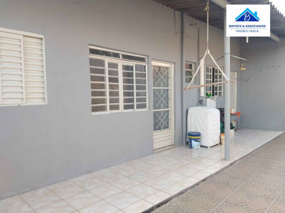 Imagem Casa com 3 Quartos à Venda, 370 m² em Vila Aeroporto - Campinas Imagem Casa com 3 Quartos à Venda, 370 m² em Vila Aeroporto - Campinas