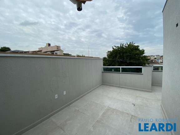 Sobrado com 2 Quartos à Venda, 154 m² em Vila Curuçá - Santo André