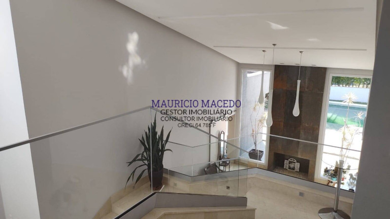 Imagem Casa com 4 Quartos à Venda, 1.310 m² em Alphaville Residencial Dois - Barueri Imagem Casa com 4 Quartos à Venda, 1.310 m² em Alphaville Residencial Dois - Barueri
