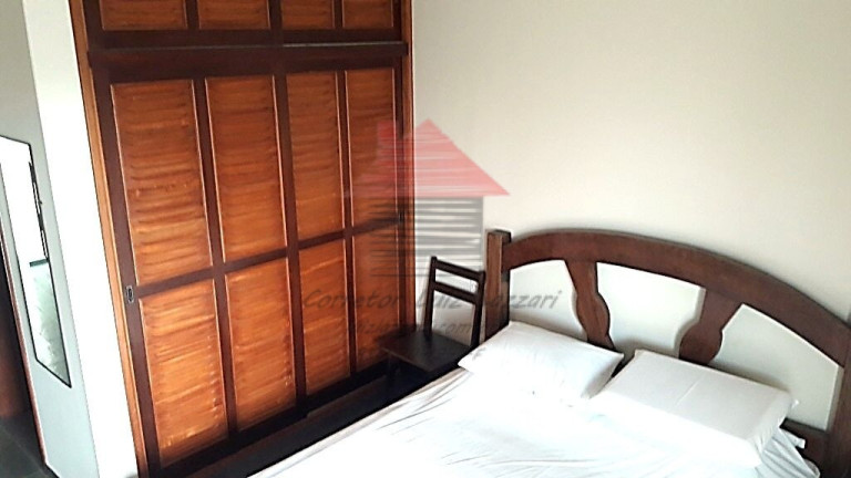 Imagem Casa com 8 Quartos à Venda, 450 m² em Maria Helena Novaes - Peruíbe