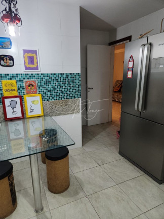 Imagem Casa com 4 Quartos à Venda, 230 m² em Parque Residencial Laranjeiras - Serra