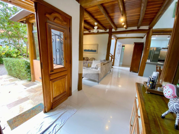 Imagem Casa com 4 Quartos à Venda, 180 m² em Maresias - São Sebastião Imagem Casa com 4 Quartos à Venda, 180 m² em Maresias - São Sebastião