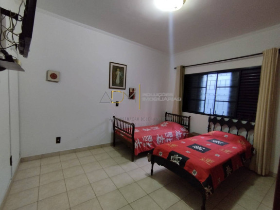 Imagem Sobrado com 4 Quartos à Venda, 420 m² em Centro - Botucatu