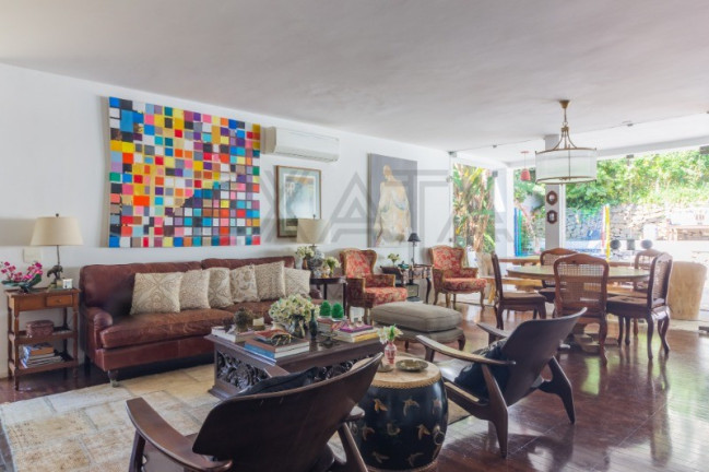 Imagem Casa com 4 Quartos à Venda, 430 m² em Jardim Guedala - São Paulo