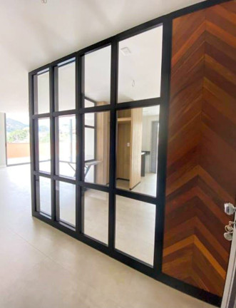 Imagem Imóvel com 4 Quartos à Venda, 210 m² em Agriões - Teresópolis Imagem Imóvel com 4 Quartos à Venda, 210 m² em Agriões - Teresópolis