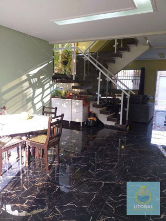 Imagem Sobrado com 4 Quartos à Venda, 291 m² em Canto Do Forte - Praia Grande
