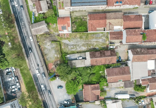 Imagem Terreno à Venda, 1.402 m² em Victor Konder - Blumenau Imagem Terreno à Venda, 1.402 m² em Victor Konder - Blumenau