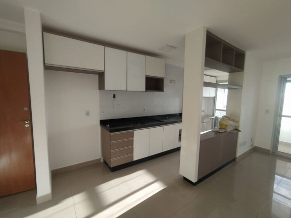 Apartamento com 3 Quartos à Venda, 74 m² em Vila Rosa - Goiânia