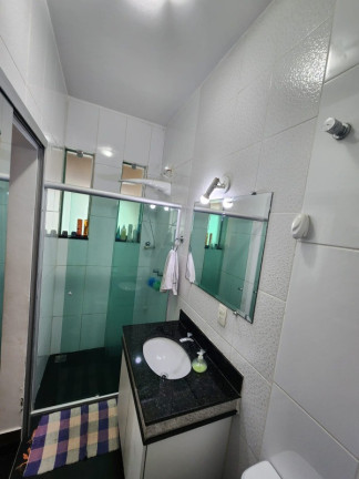 Imagem Casa com 3 Quartos à Venda, 150 m² em Cabral - Contagem