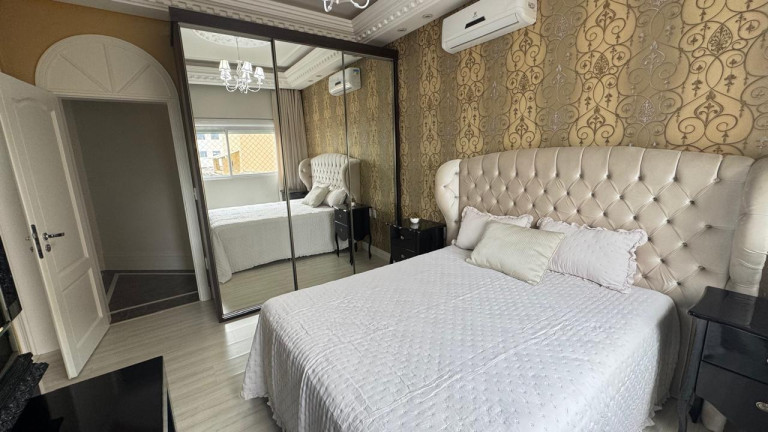 Imagem Apartamento com 4 Quartos à Venda, 157 m² em Meia Praia - Itapema Imagem Apartamento com 4 Quartos à Venda, 157 m² em Meia Praia - Itapema