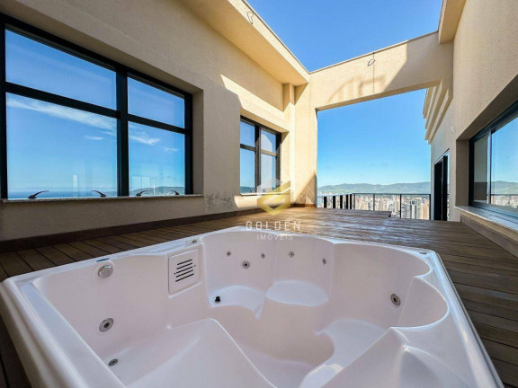 Imagem Imóvel com 5 Quartos à Venda, 460 m² em Meia Praia - Itapema