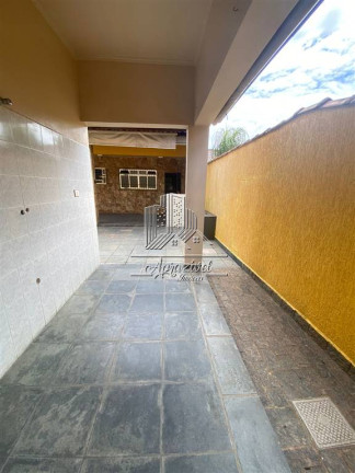 Imagem Sobrado com 3 Quartos à Venda, 380 m² em Solemar - Praia Grande Imagem Sobrado com 3 Quartos à Venda, 380 m² em Solemar - Praia Grande