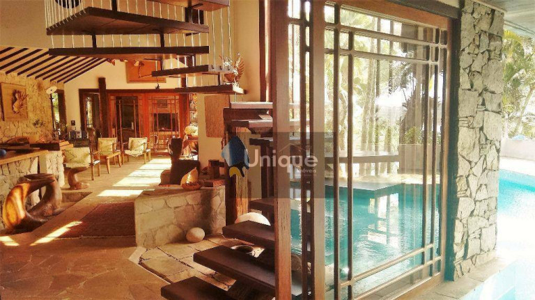 Imagem Casa com 5 Quartos à Venda, 500 m² em Ferradura - Armação Dos Búzios Imagem Casa com 5 Quartos à Venda, 500 m² em Ferradura - Armação Dos Búzios