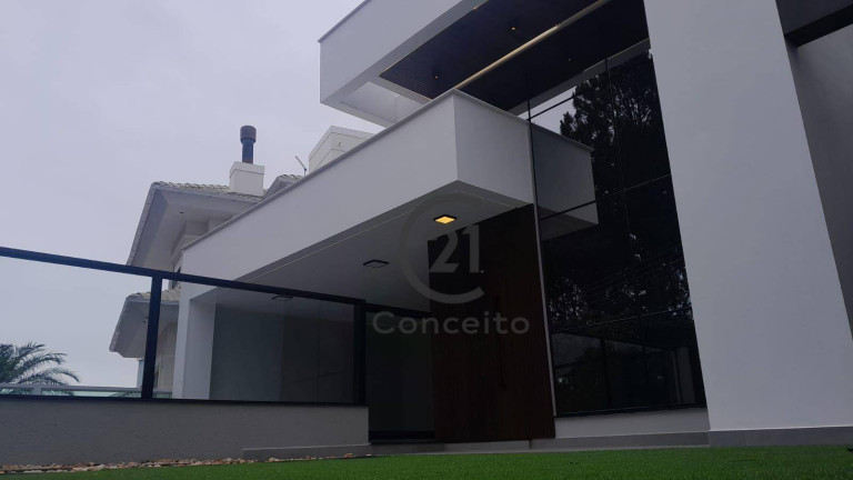 Imagem Casa com 3 Quartos à Venda, 202 m² em Cidade Universitária Pedra Branca - Palhoça
