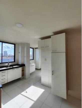 Imagem Apartamento com 3 Quartos à Venda, 120 m² em Marco - Belém