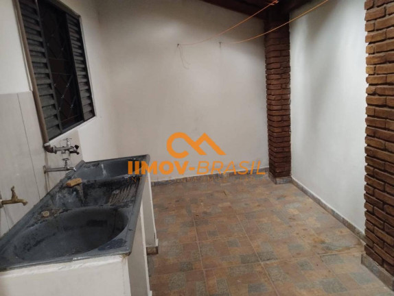 Imagem Casa com 1 Quarto para Alugar,  em São Jorge Da Lagoa - Campo Grande