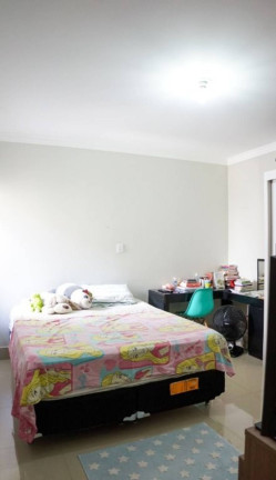 Imagem Casa com 3 Quartos à Venda, 189 m² em Parque Maria Domitila - São Paulo