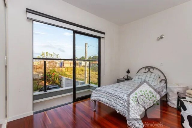 Imagem Casa com 4 Quartos para Alugar, 200 m² em Rio Tavares - Florianópolis Imagem Casa com 4 Quartos para Alugar, 200 m² em Rio Tavares - Florianópolis