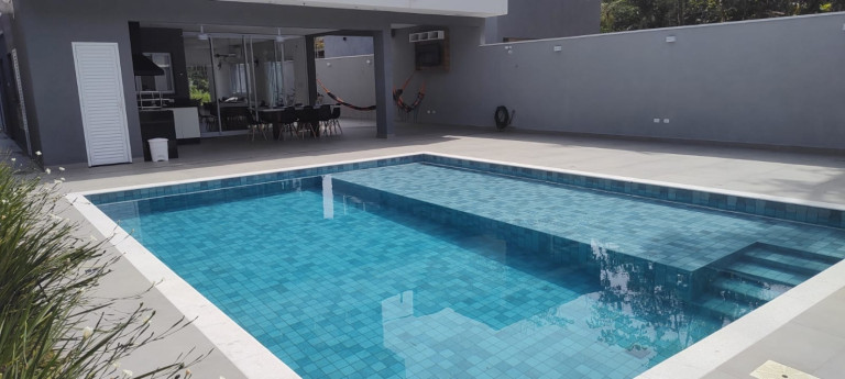 Imagem Casa de Condomínio com 3 Quartos à Venda, 230 m² em Praia Da Mococa - Caraguatatuba Imagem Casa de Condomínio com 3 Quartos à Venda, 230 m² em Praia Da Mococa - Caraguatatuba