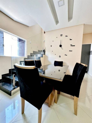 Imagem Sobrado com 3 Quartos à Venda, 126 m² em Mirim - Praia Grande