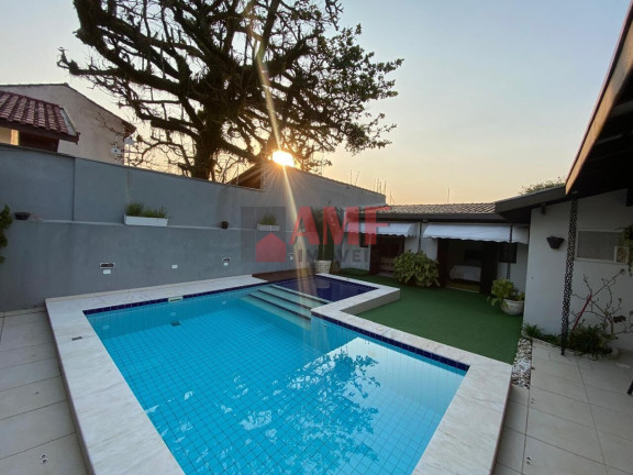 Casa com 5 Quartos à Venda, 157 m² em Cibratel I - Itanhaém