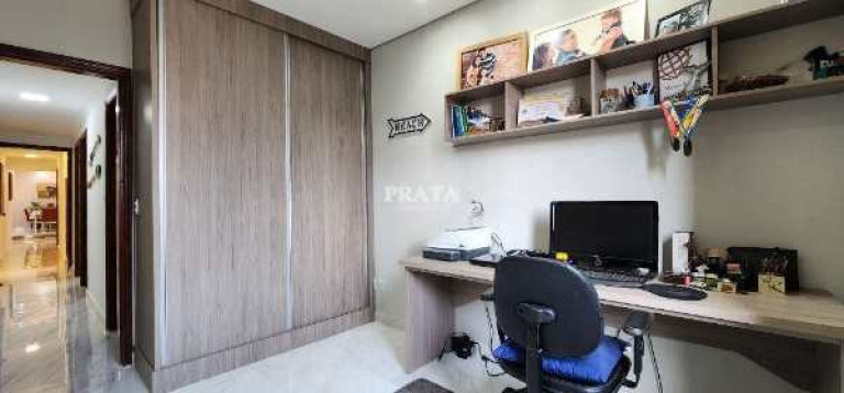 Imagem Casa com 6 Quartos à Venda, 165 m² em Embaré - Santos Imagem Casa com 6 Quartos à Venda, 165 m² em Embaré - Santos