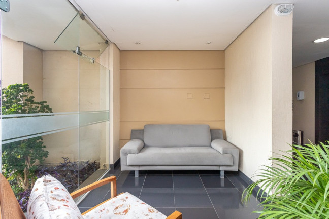 Imagem Imóvel com 3 Quartos à Venda, 220 m² em Chácara Das Pedras - Porto Alegre Imagem Imóvel com 3 Quartos à Venda, 220 m² em Chácara Das Pedras - Porto Alegre