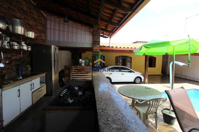 Imagem Casa com 5 Quartos à Venda, 176 m² em Parque Estrela Do Sul - Ibirité