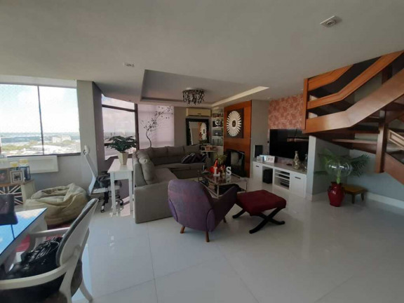 Imagem Cobertura com 3 Quartos à Venda, 347 m² em Floresta - Porto Alegre